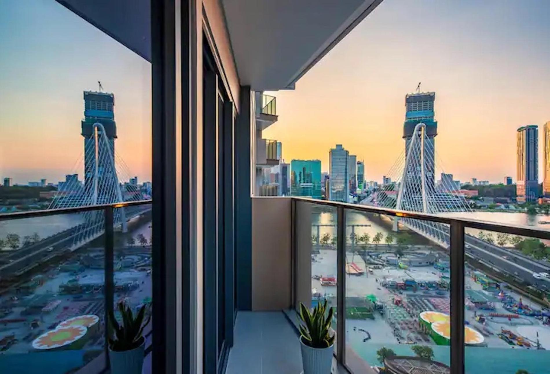 The Opera Apartment Cental Saigon Free Pool-Gym-Sauna Room- Golf Mini 胡志明市 外观 照片