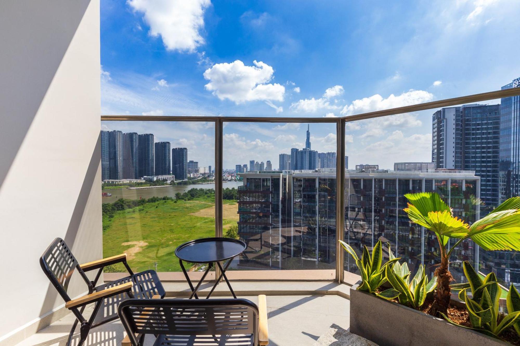 The Opera Apartment Cental Saigon Free Pool-Gym-Sauna Room- Golf Mini 胡志明市 外观 照片